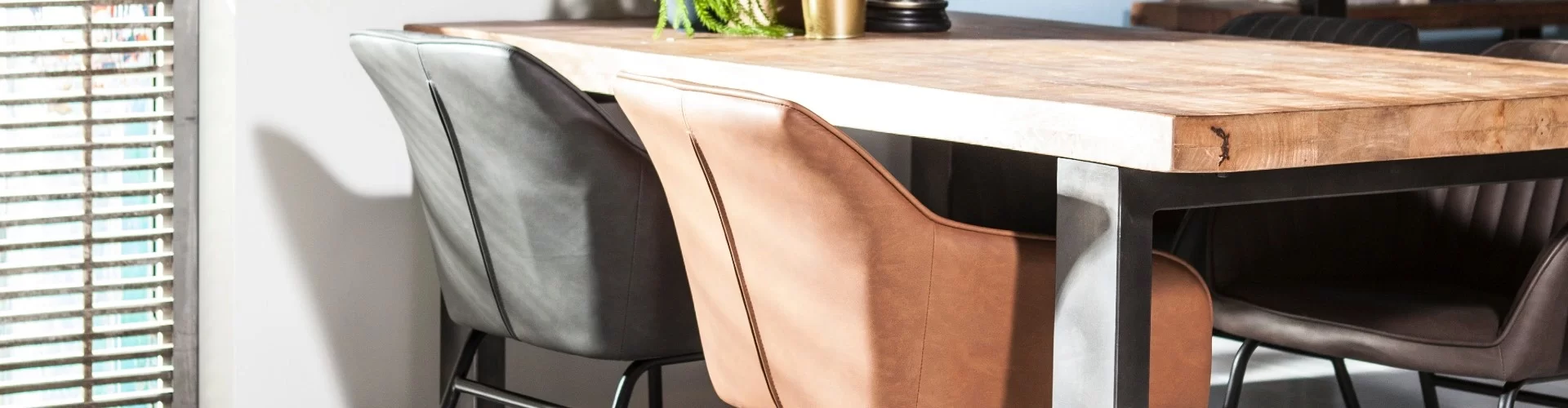 2034-Eetkamerstoelen-slider.webp 2034-Eetkamerstoelen-slider.webp